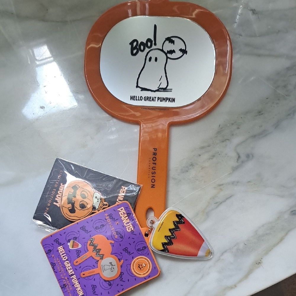 Profusion Cosmetics Orange and White Makeup Brush Set